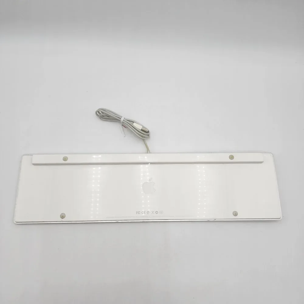 Genuine Apple A1243 Wired Mac Standard USB Keyboard w/ Numeric‎ Keypad White